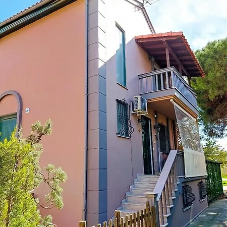 Alexandros Family House * Nea Iraklitsa