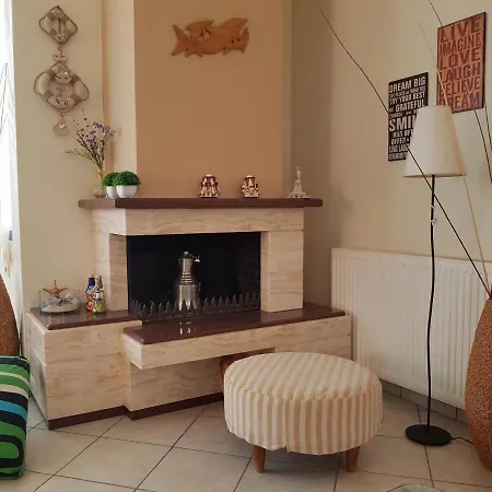 Semesterbostad Alexandros Family House Nea Iraklitsa