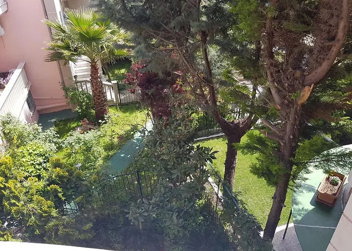Alexandros Family House